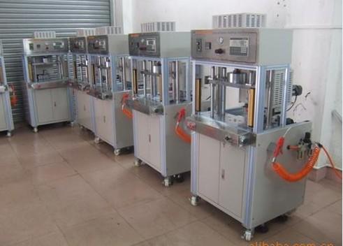 今通低壓注塑機